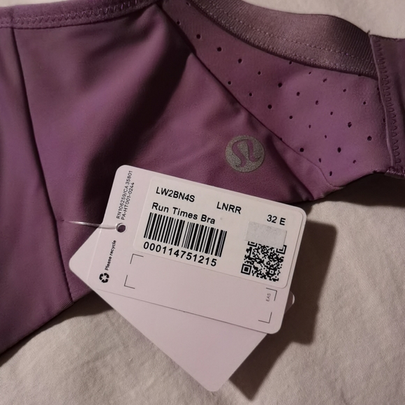 Lululemon run time bra - Picture 3 of 6